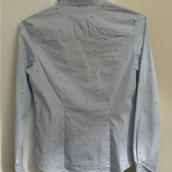 H&M women’s button up shirt, classic blue stripe with small cherry details. - Picture 4 of 4